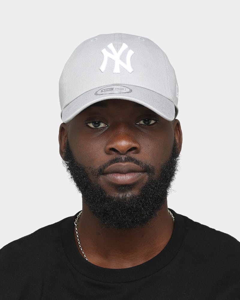 New Era New York Yankees Casual Classic Strapback Grey thumbnail - 1