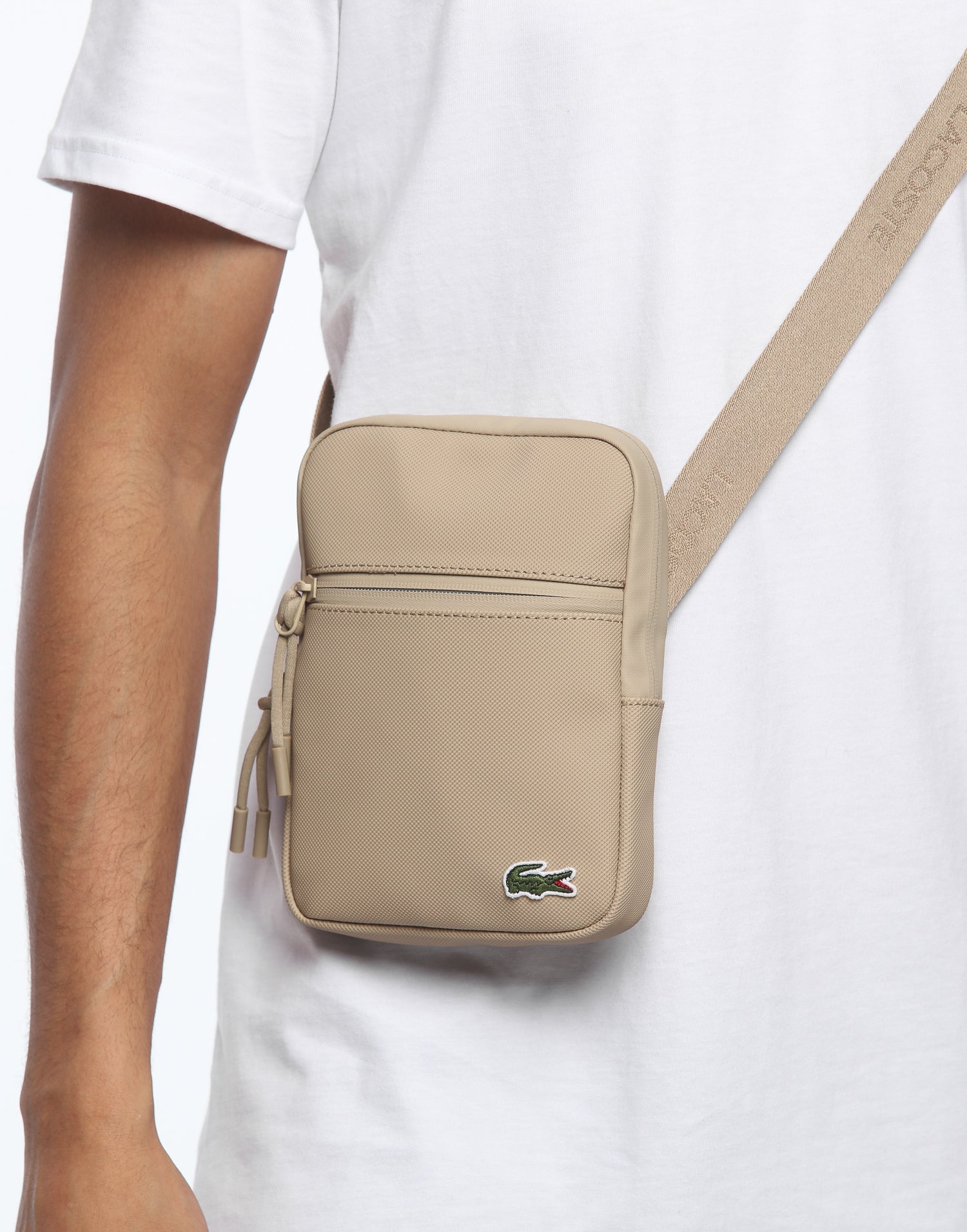 flat crossover bag lacoste
