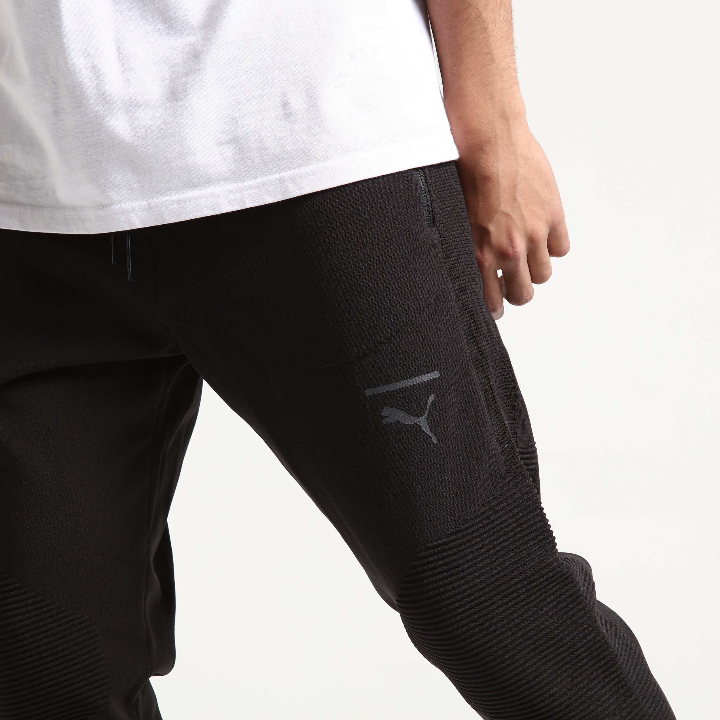 puma pace evoknit move pants