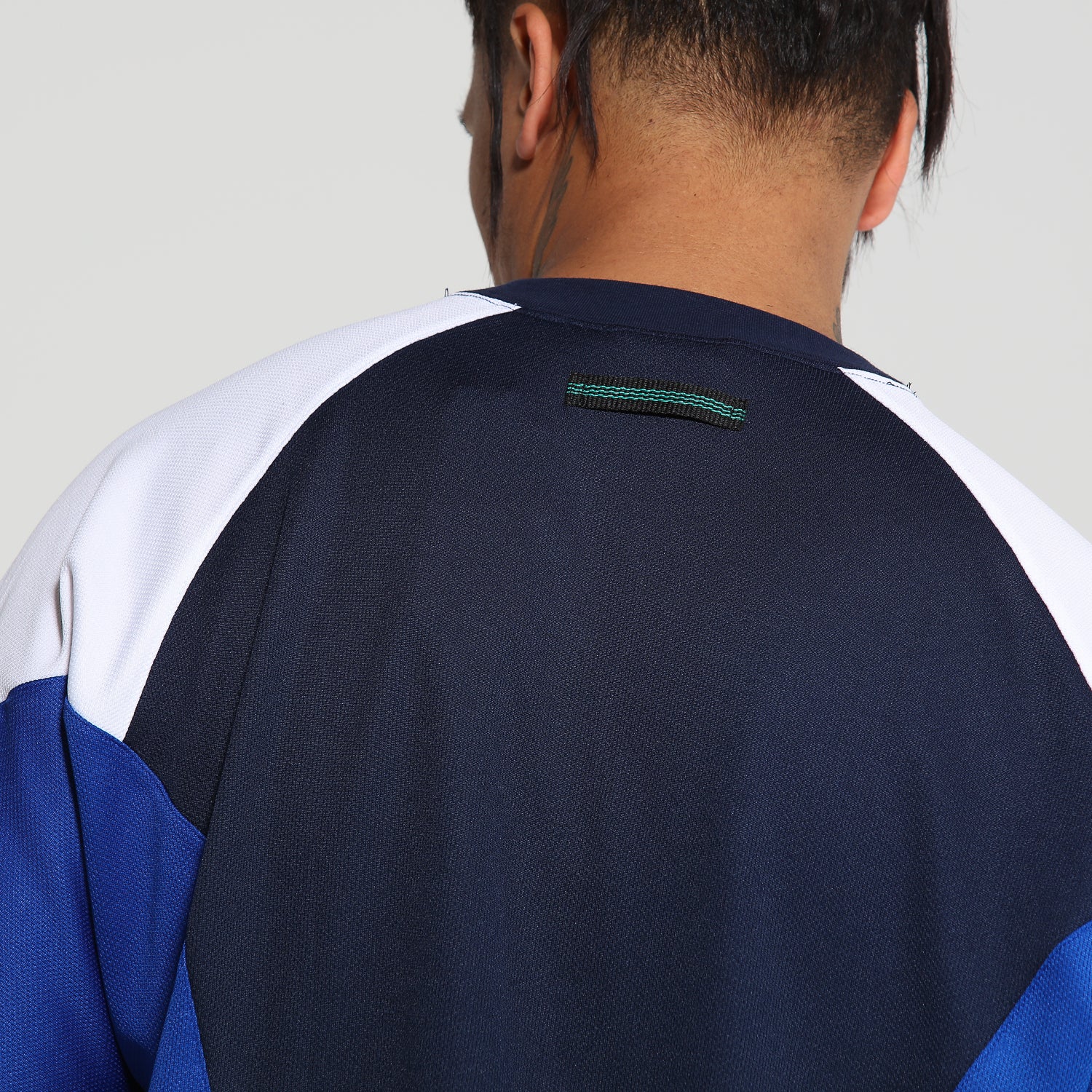eqt curve jersey
