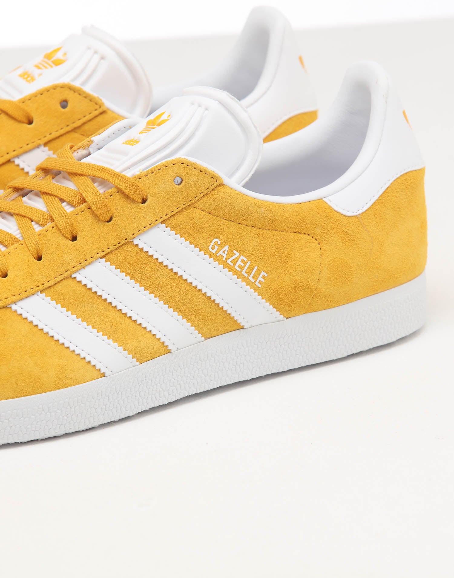 adidas gold gazelle