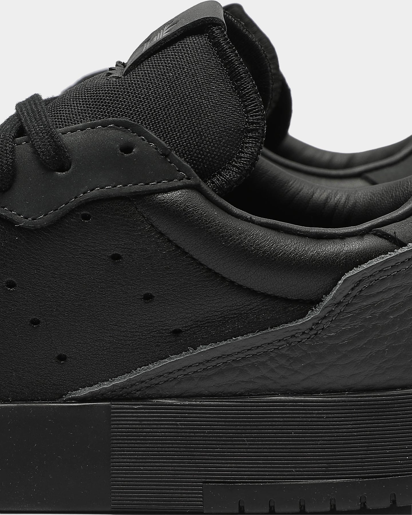 adidas supercourt all black