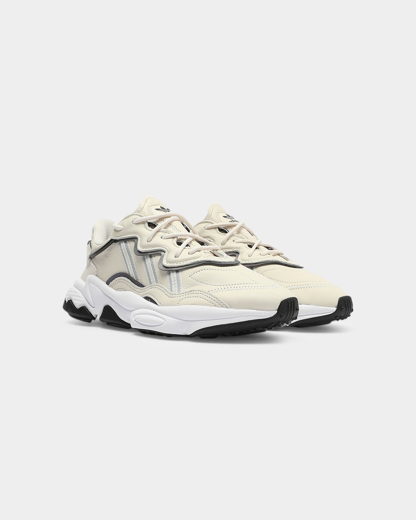 ozweego white black