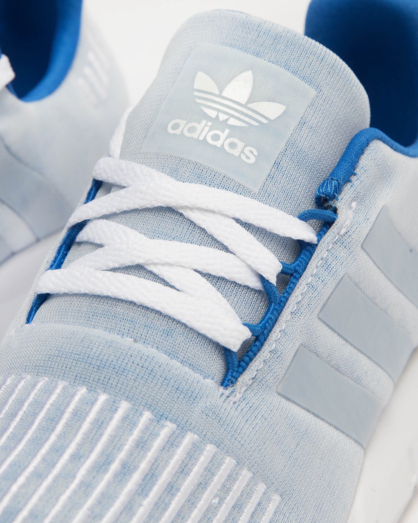 adidas swift run white junior