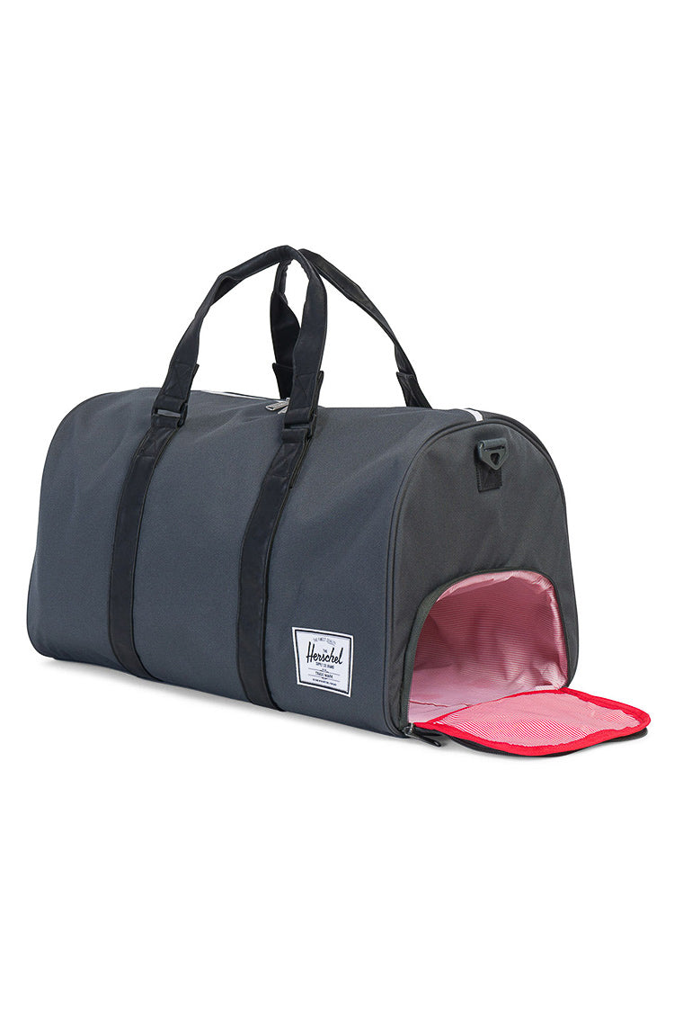 herschel black duffle bag