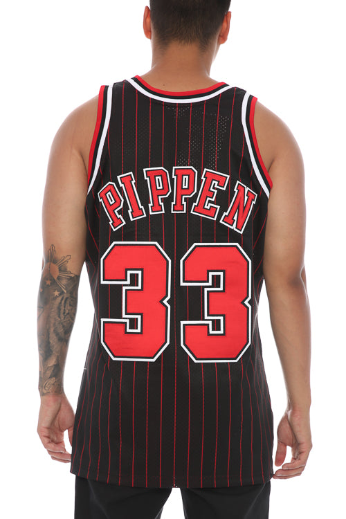 black pippen jersey