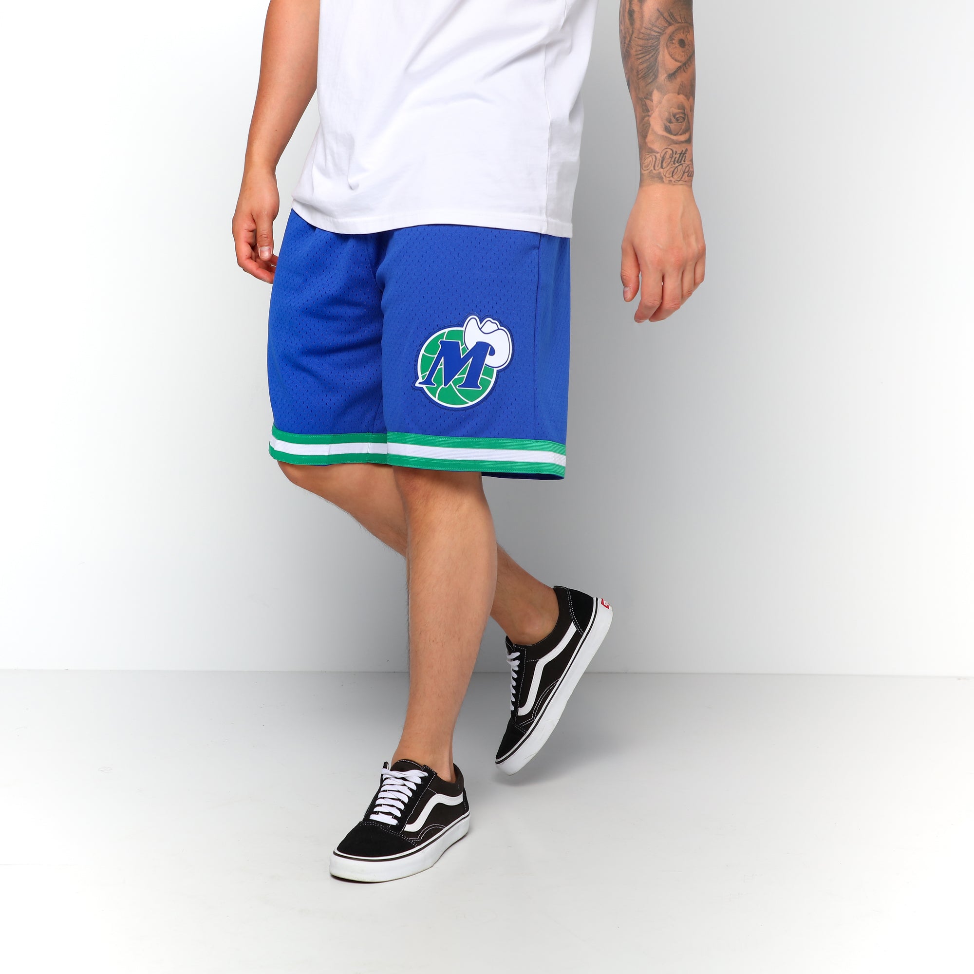 dallas mavericks mitchell and ness shorts