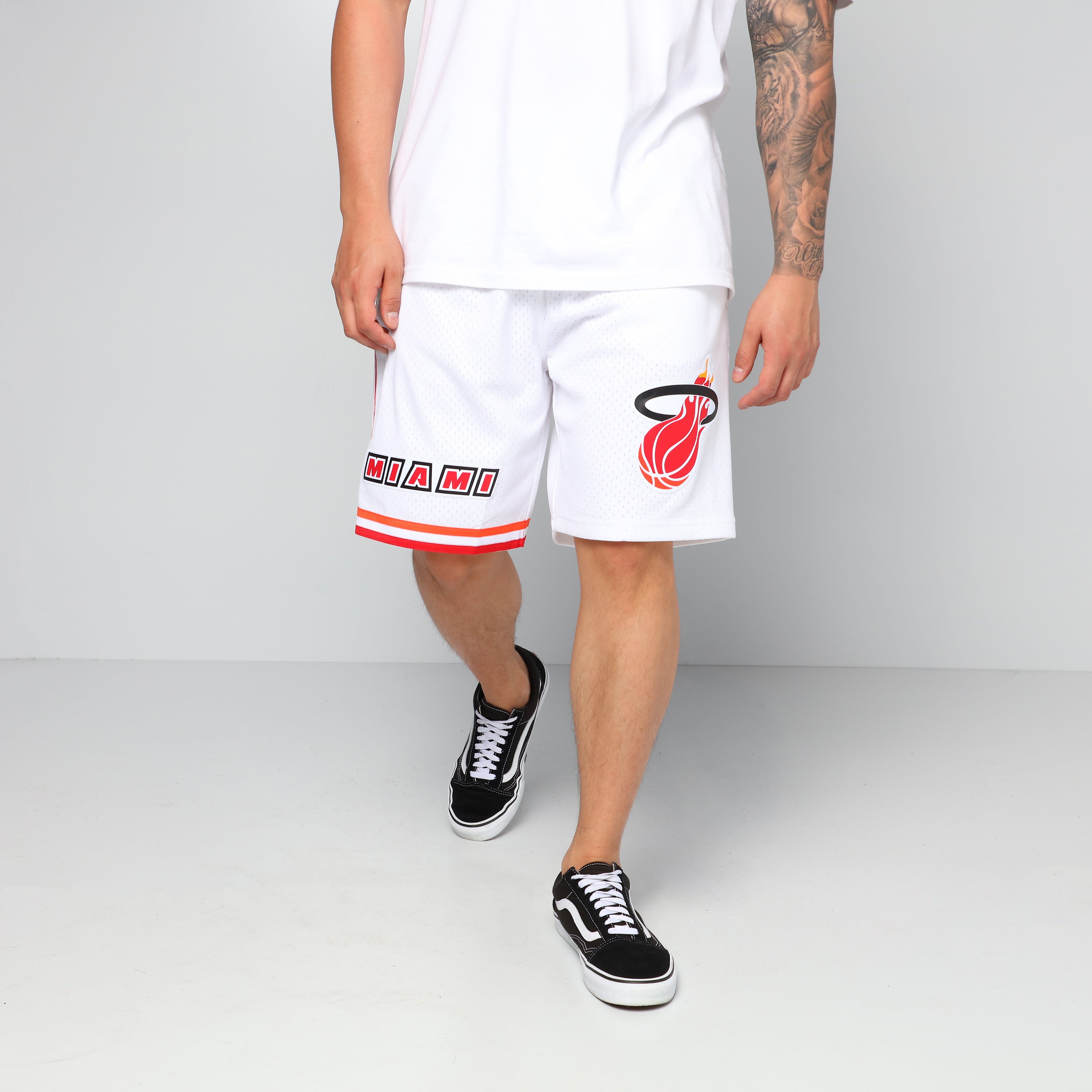 mitchell and ness miami heat shorts