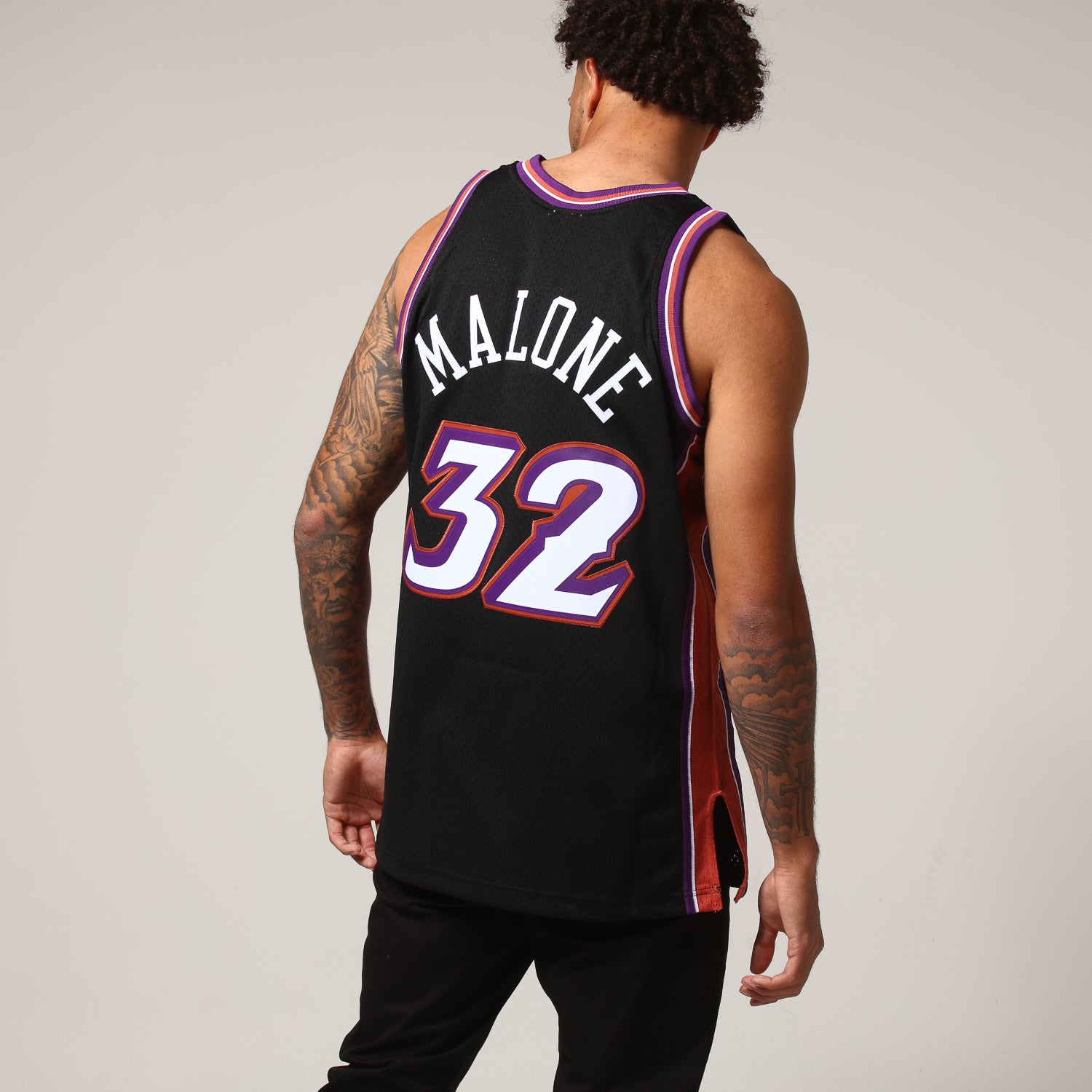 karl malone black jersey