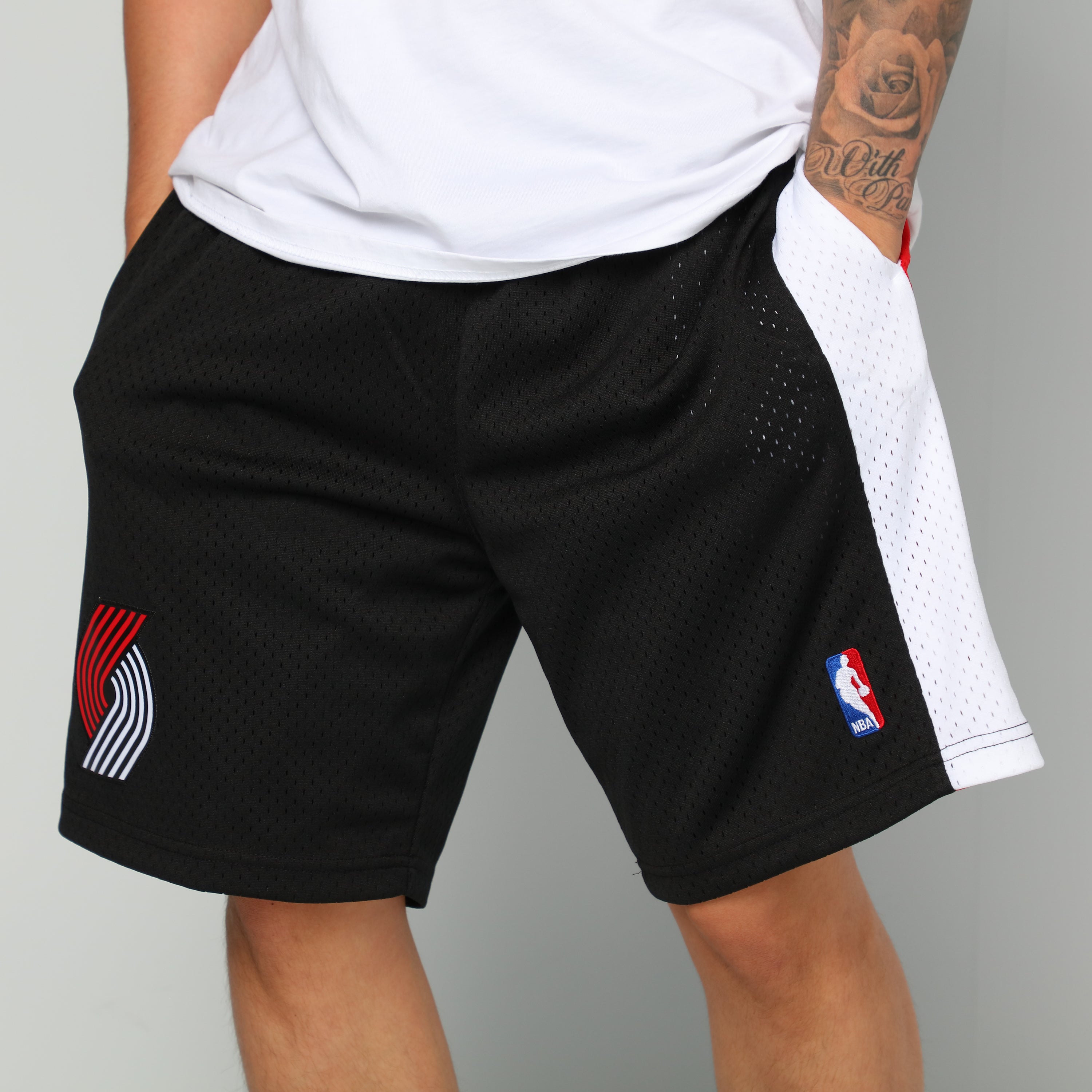 portland trail blazers mitchell and ness shorts