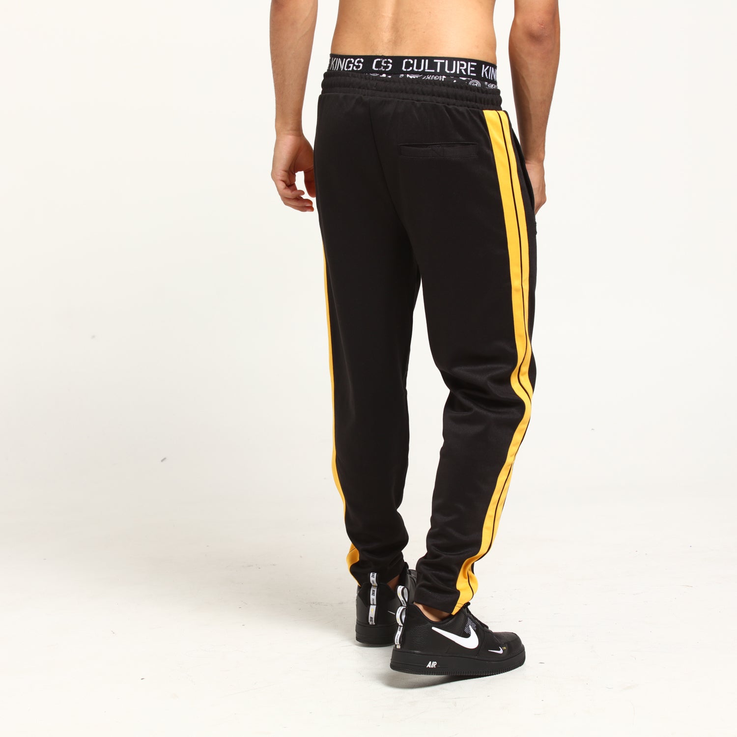 ellesse cassed track pants