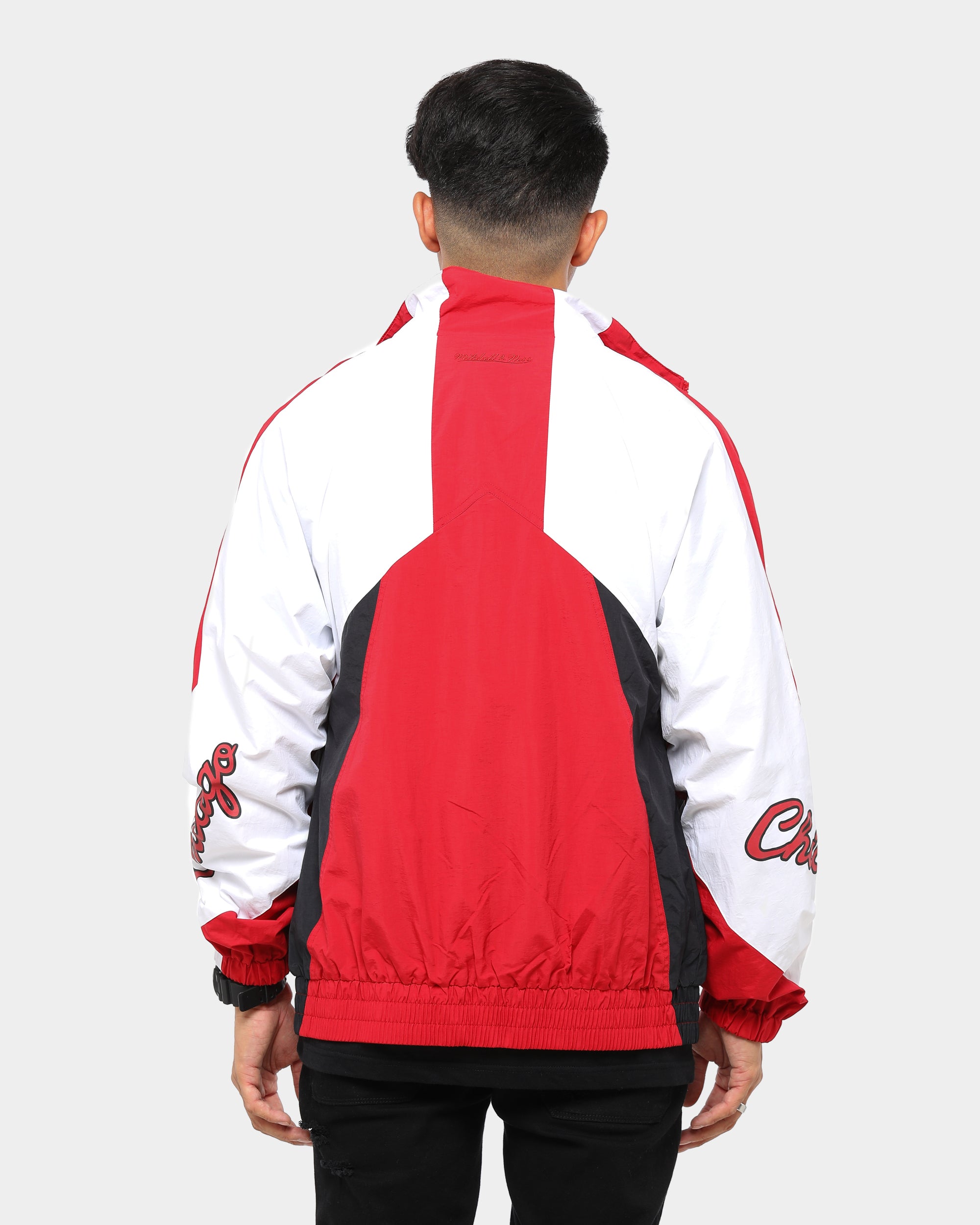 mitchell and ness chicago bulls windbreaker