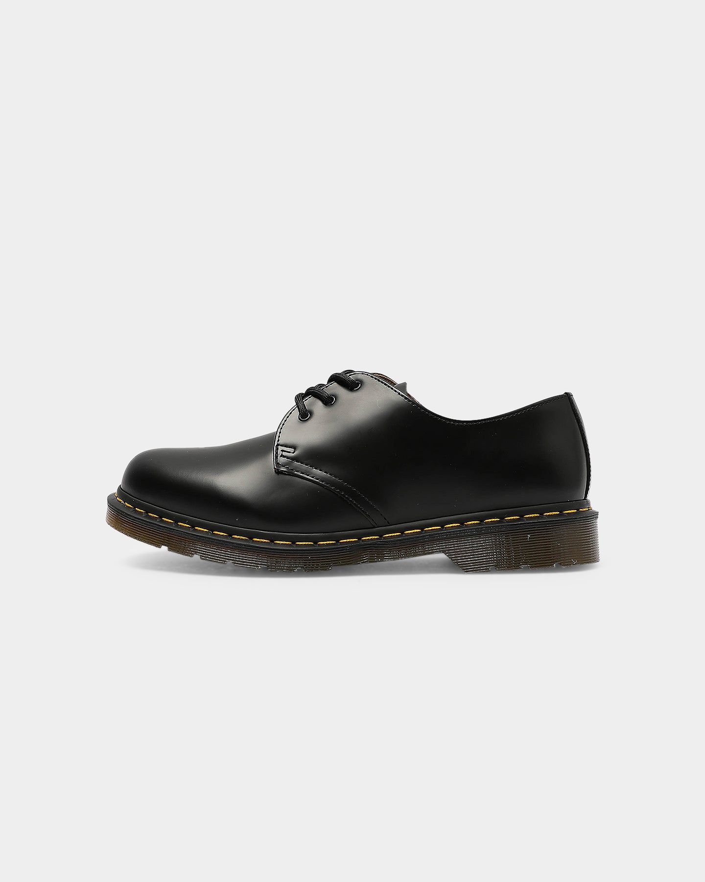 dr martens 1461 black smooth