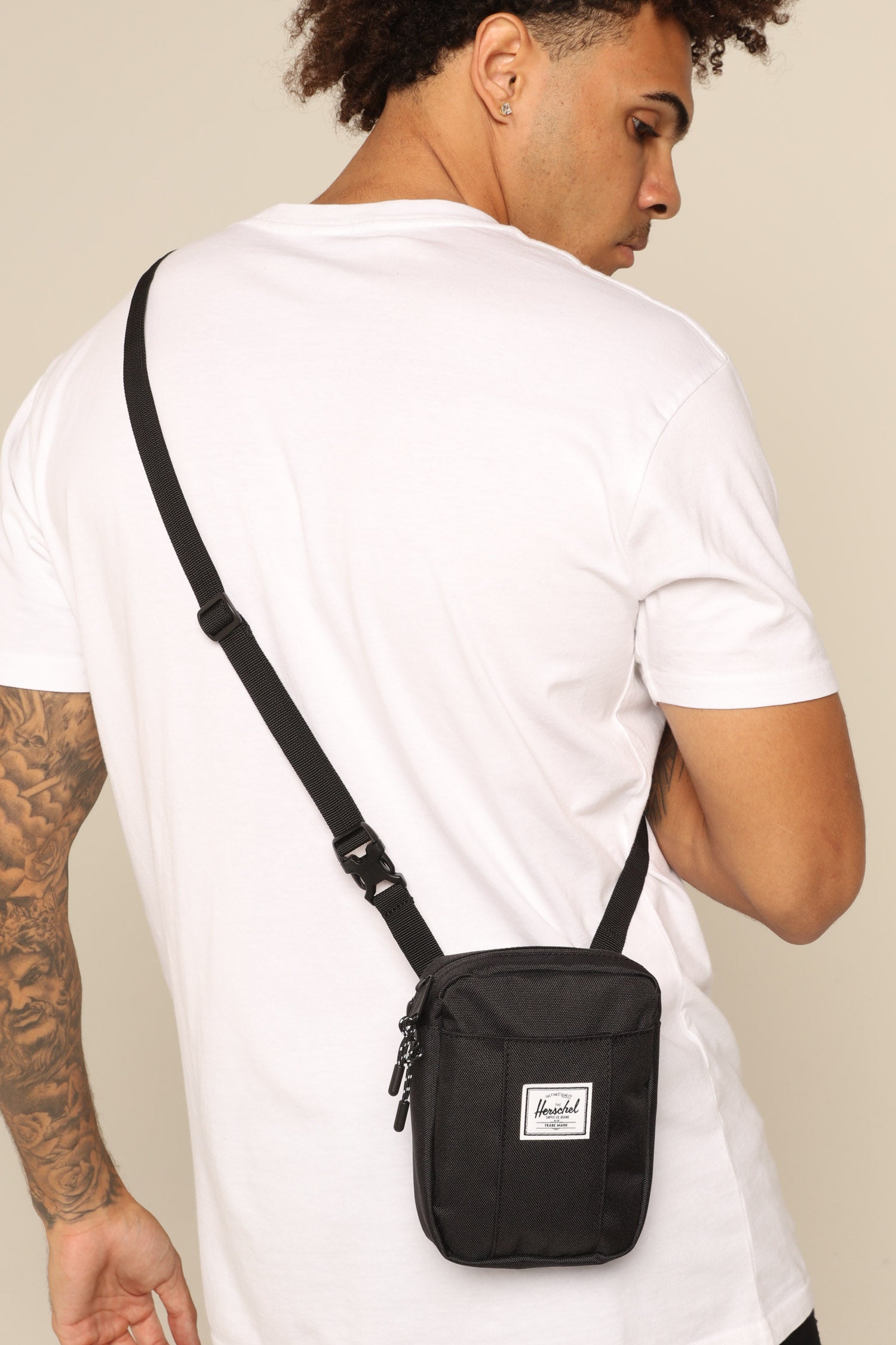 herschel cruz hip pack