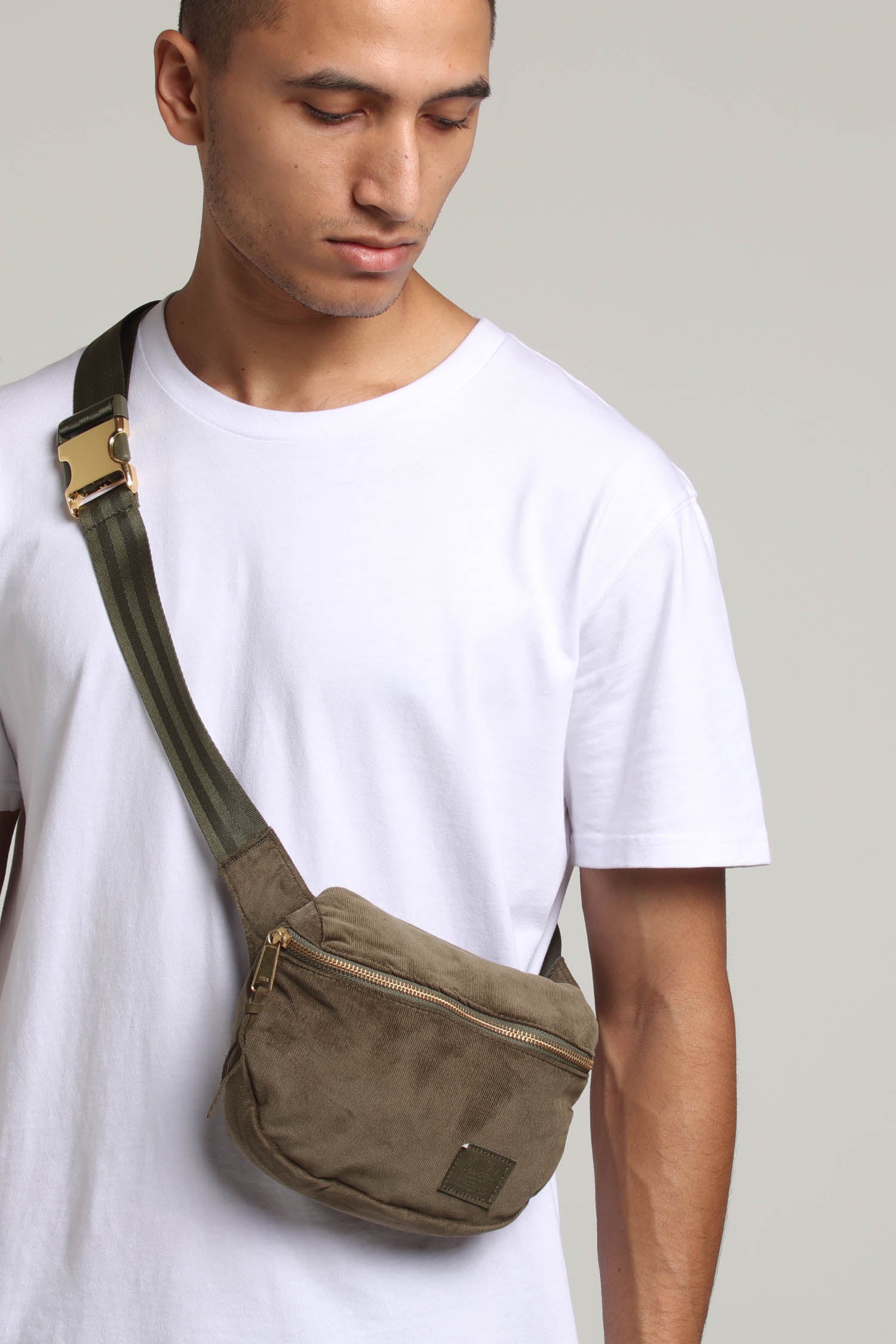 herschel fifteen hip pack light