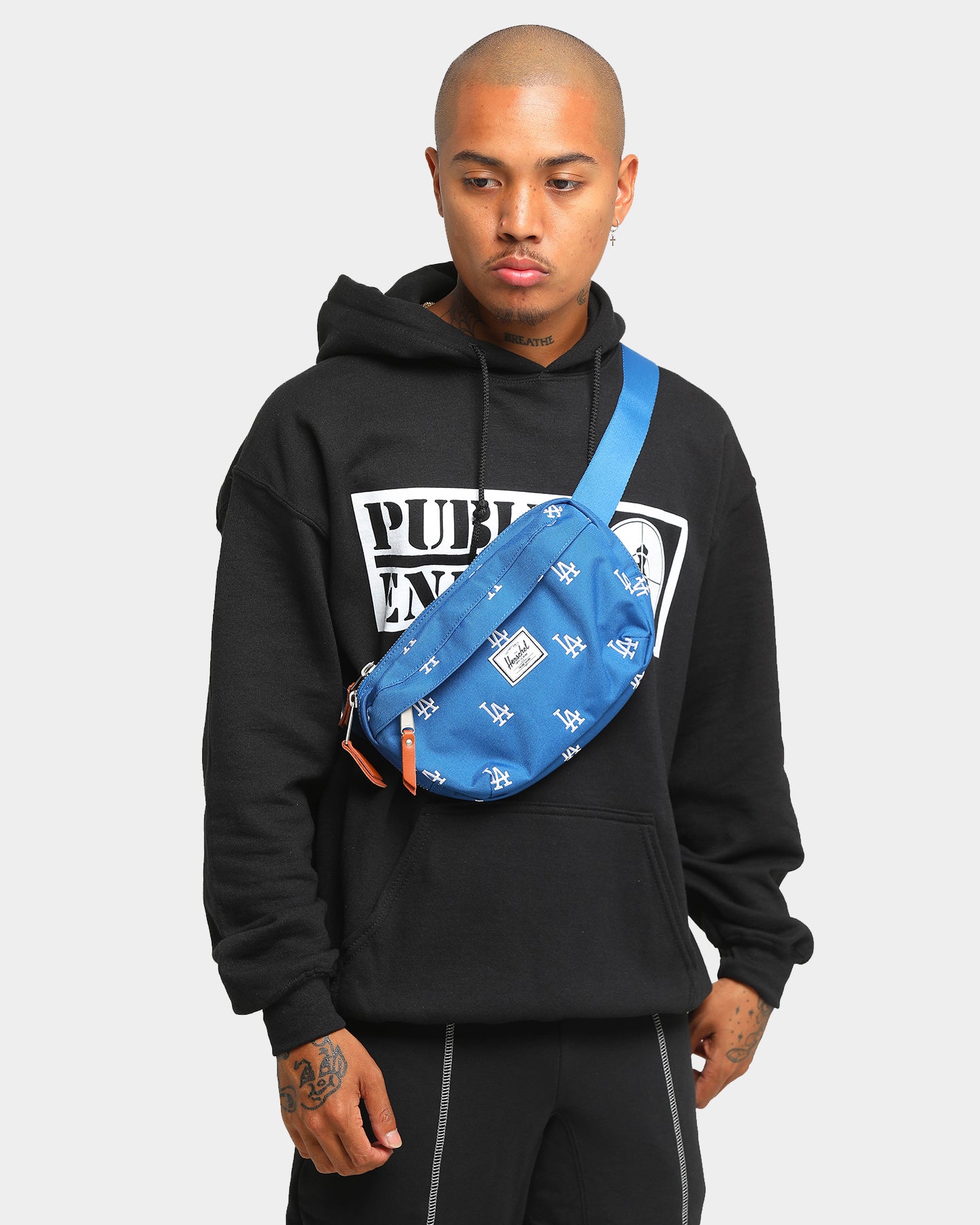 herschel dodgers fanny pack