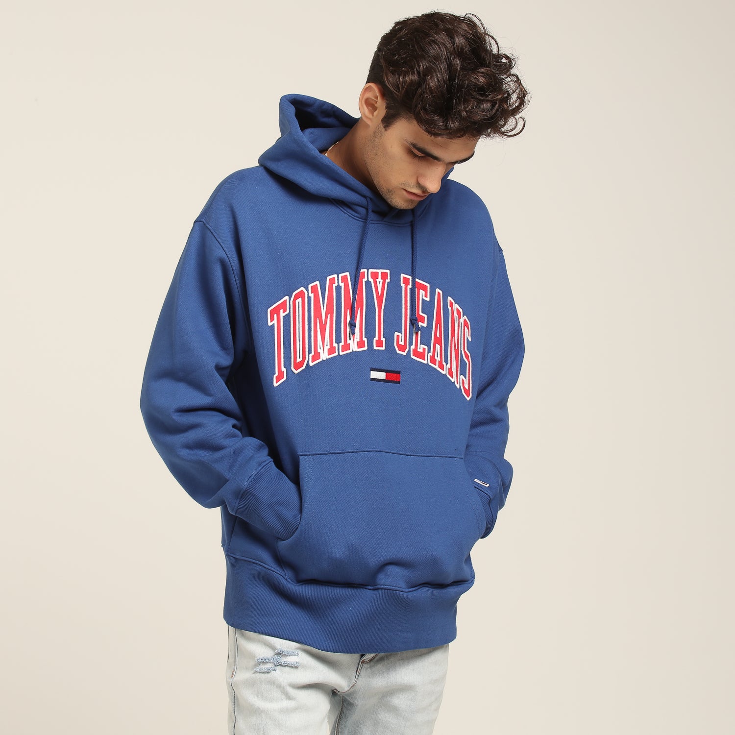 tommy jeans clean collegiate hoodie