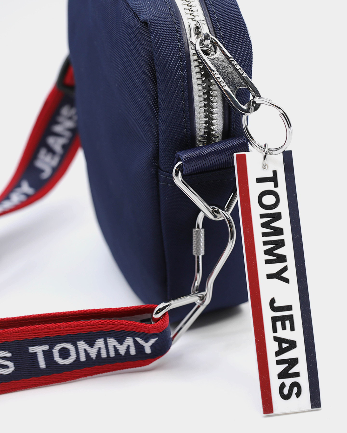 tommy cross body bag