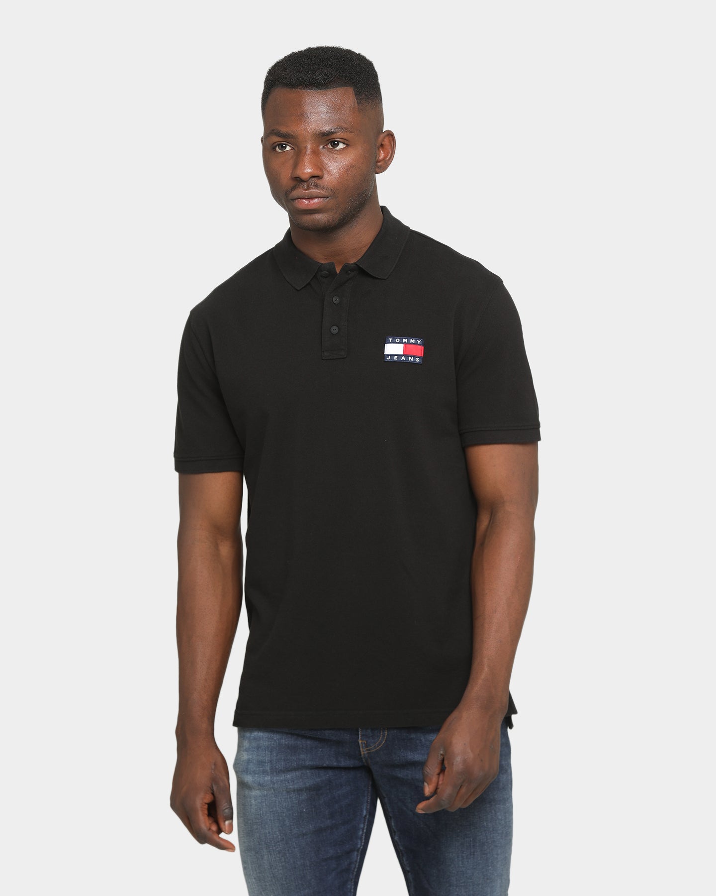 tommy badge polo