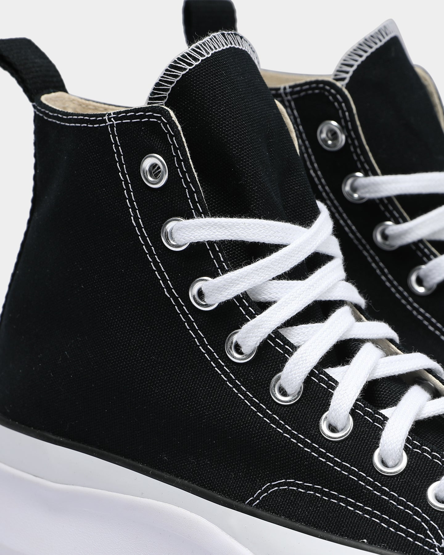 converse run star hike au