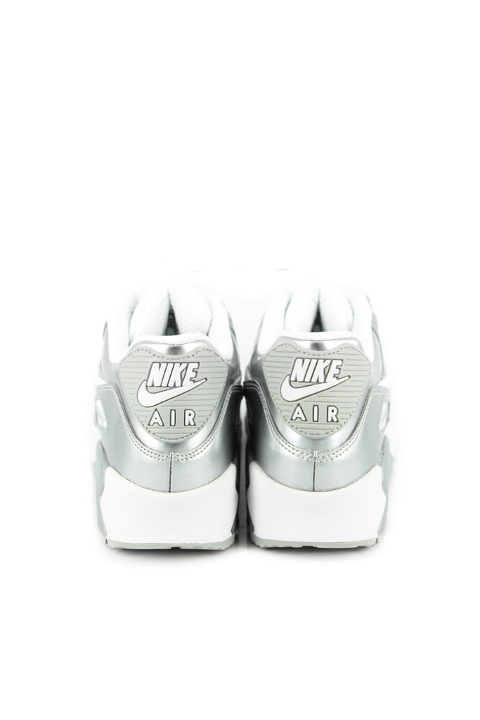 Nike Air Max 90 Premium Leather (GS) WhiteWhite Metallic Silver (724871 100) Nike Air Max 90 Premium Leather (GS) WhiteWhite Metallic Silver (724871 100)